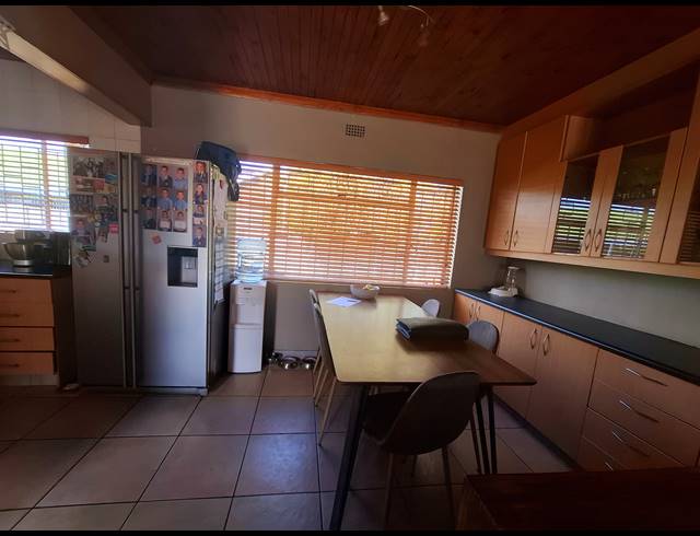 5 BEDROOM HOUSE FOR SALE IN DALPARK PROPER